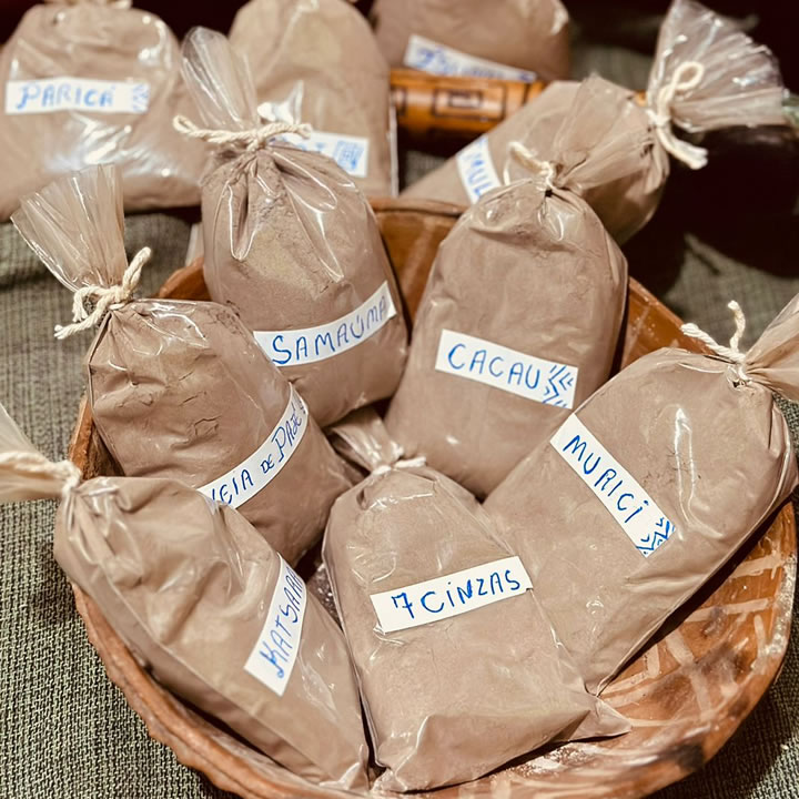 1 Kg de Rapé no ATACADO / Escolha 5 Variedades (Brinde 1 Kuripe Realista nossa escolha)